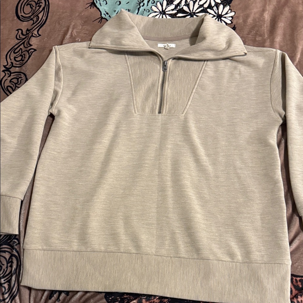 Women's Maurice’s Beige Sweater - Picture 5 of 6
